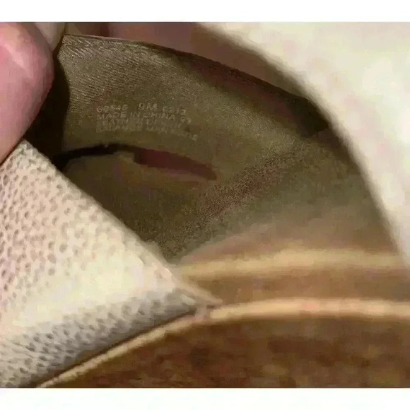 Clarks Women's 9 M Platform Sandals Leather Gold Cork Slingback Buckle - Picture 7 of 7